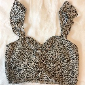 NWOT Mahina Ruffle Sleeve Top